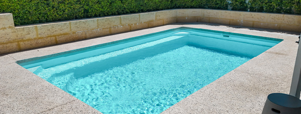 pool-design-inspiration-minimalist-looks-for-modern-backyards-blogimage2-2